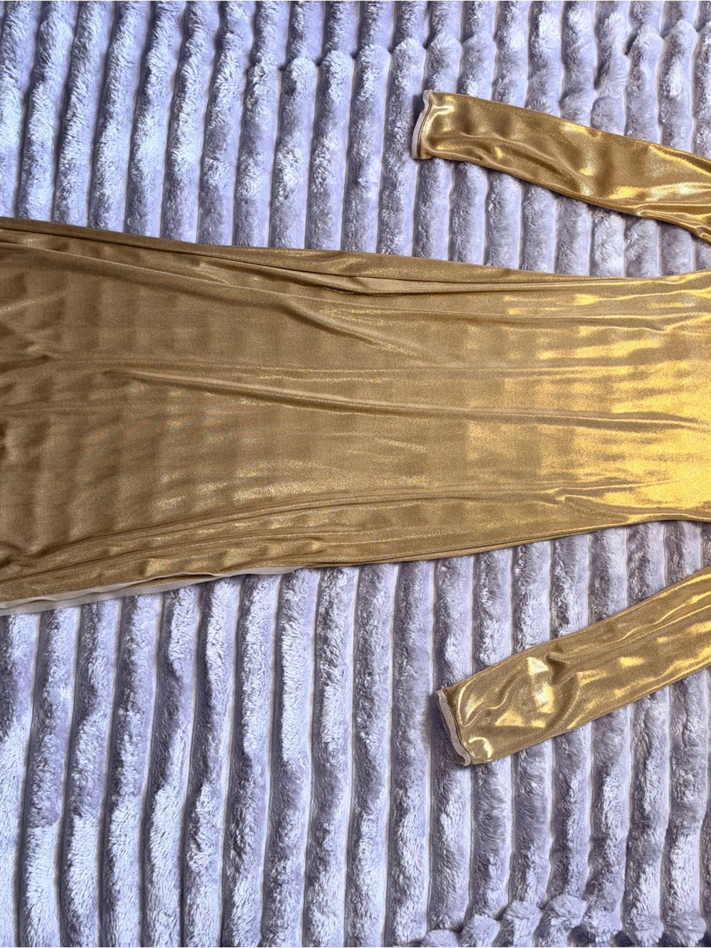 BCBGMaxAzria Metallic Gold Long Sleeve Bodycon Dress